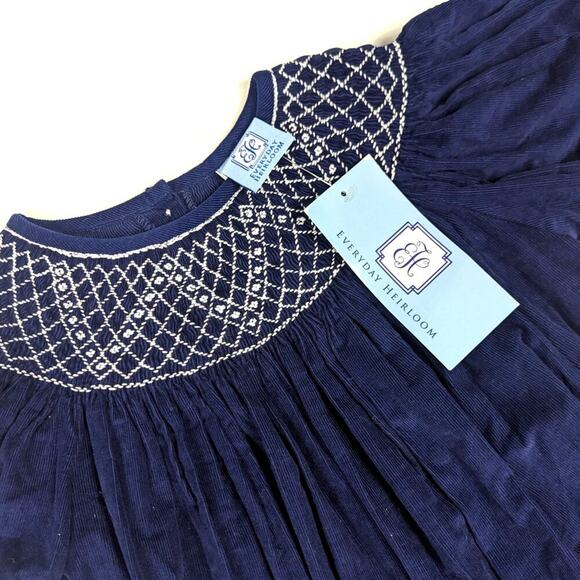 Everyday Heirloom Dress Girls Sz 8 Navy Corduroy Smocked Boutique Christmas - Picture 2 of 4
